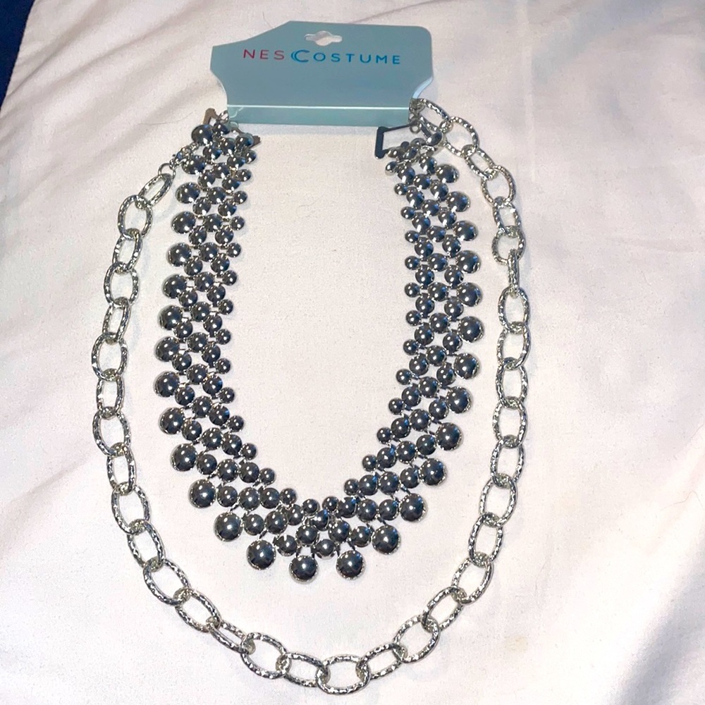 Brand new beautiful statement necklace
